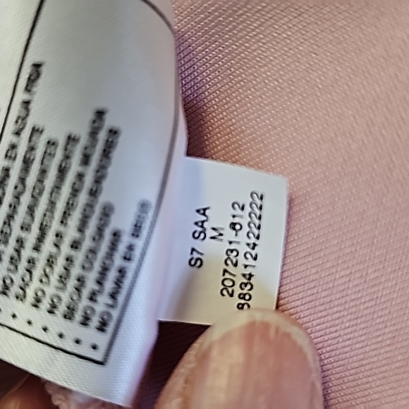 Nike athletic zipper jacket. Pink size medium (8-10) zipper pockets.  Very‎ good - Picture 12 of 12